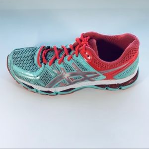 Asics Gel Kayano 21 ON SALE!! Women’s Size 8.5